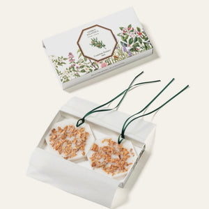 Cedar Botanical palets