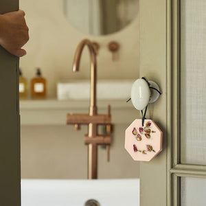 La Rose aime la Menthe Botanical palets