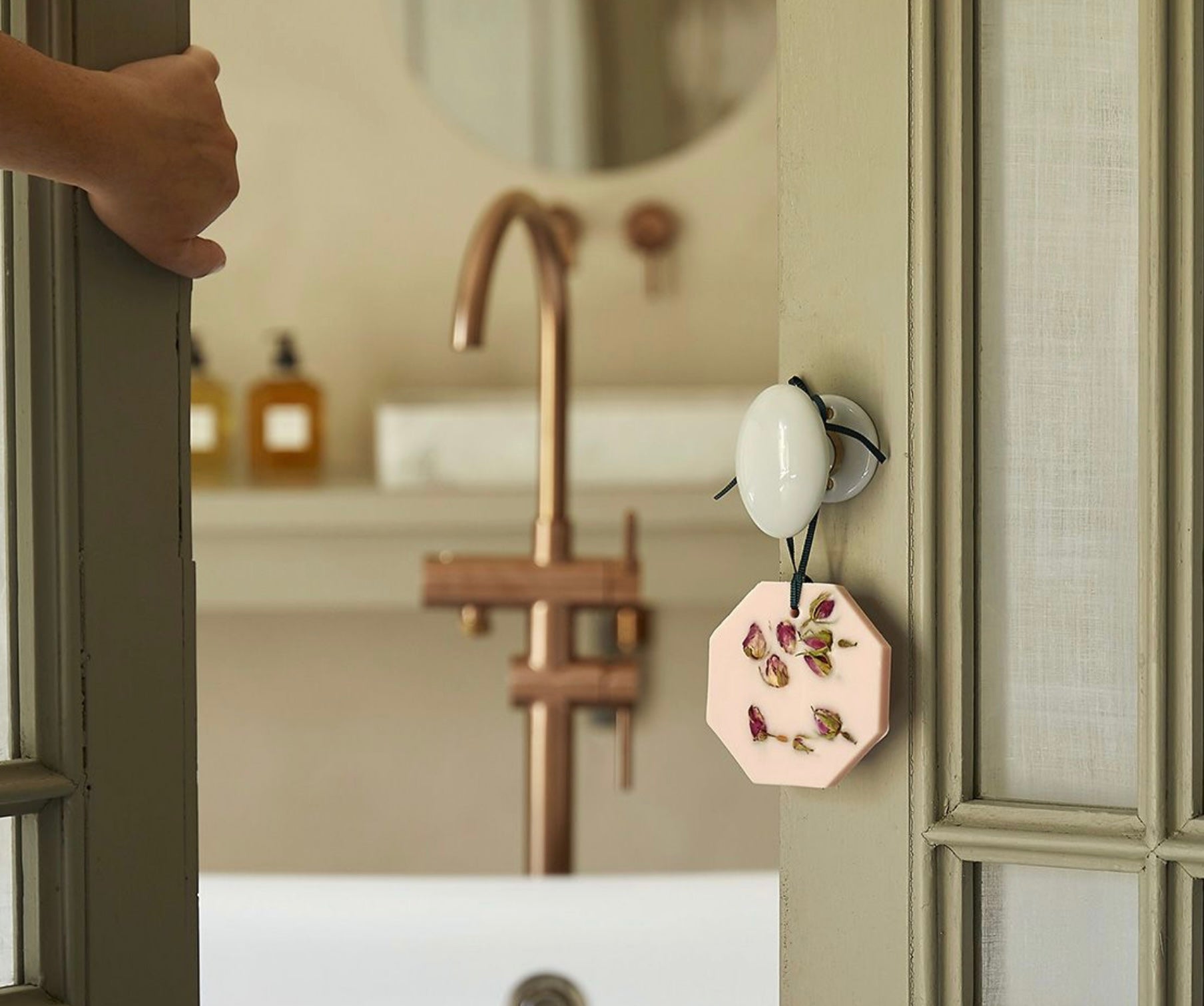 La Rose aime la Menthe Botanical palets