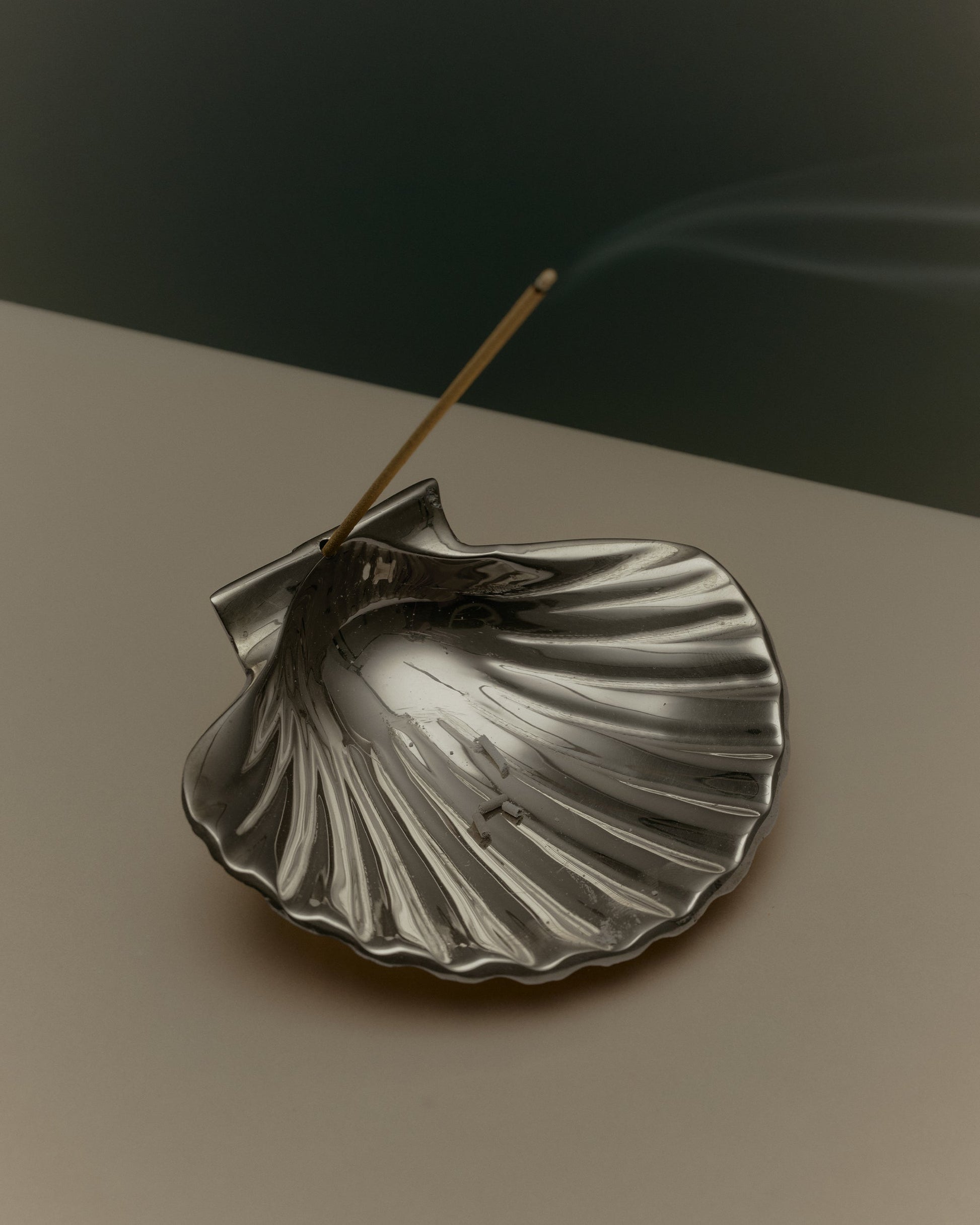 Scallop  Incense Holder | Silver