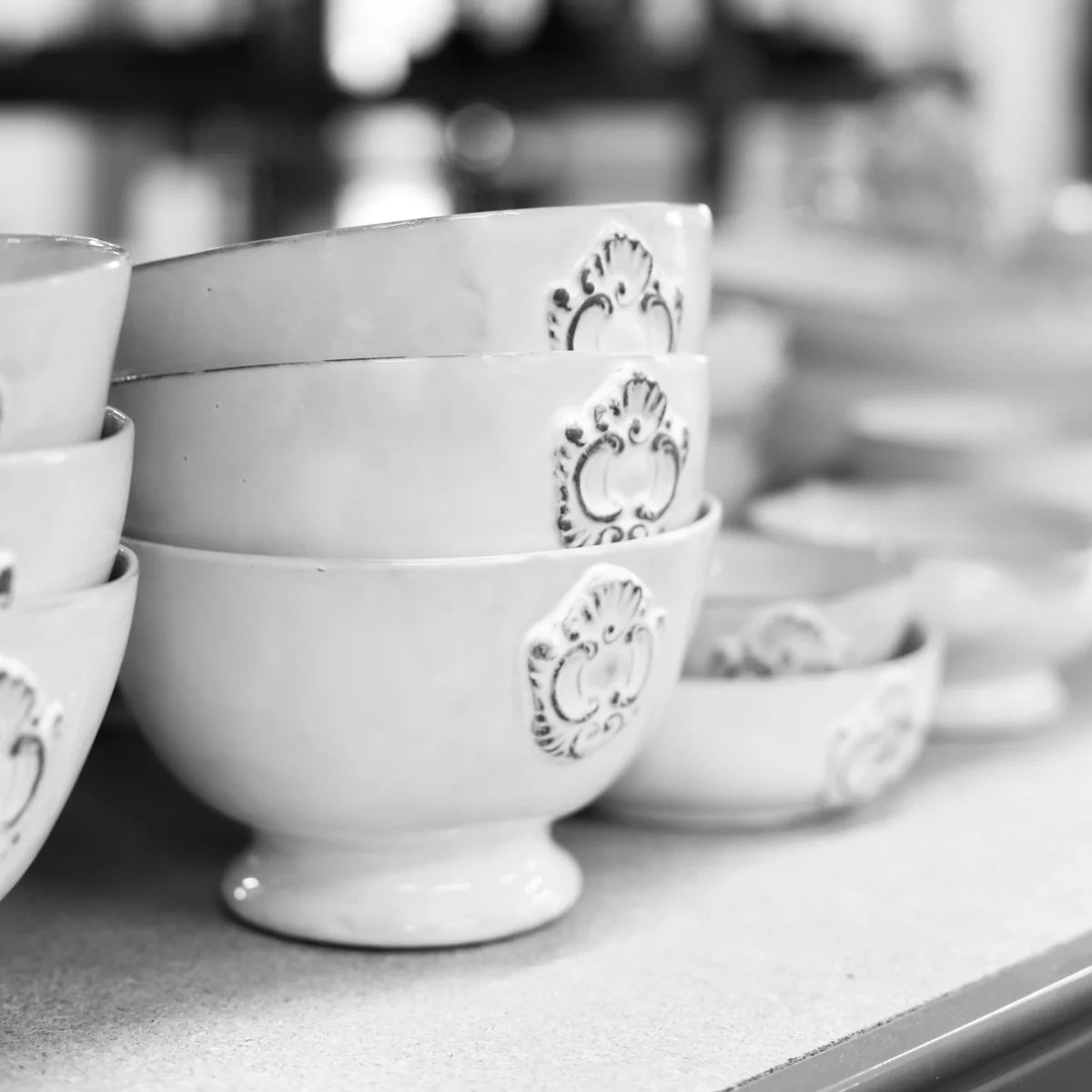 Charles footed bowl S